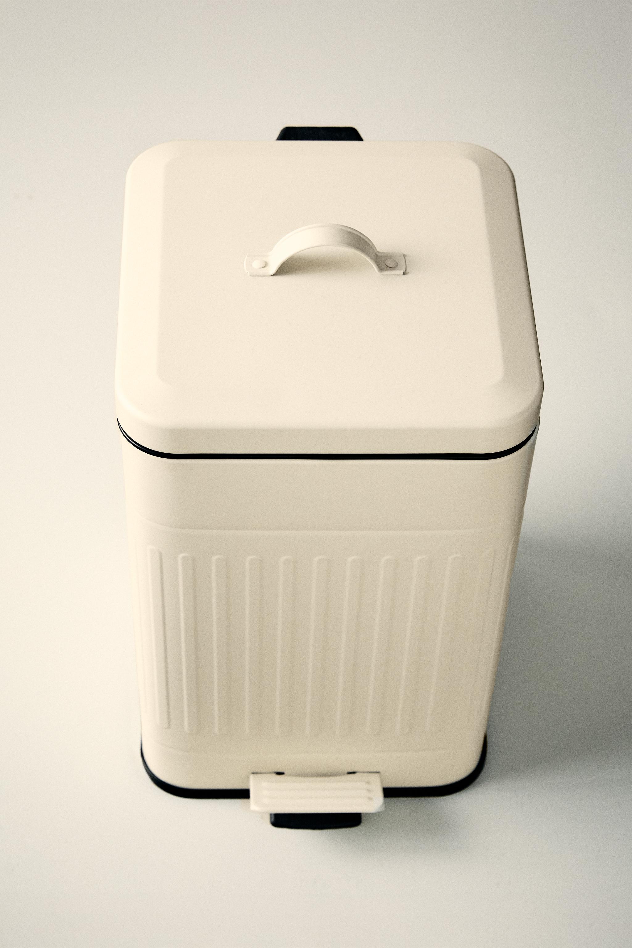 PETITE POUBELLE DE CUISINE